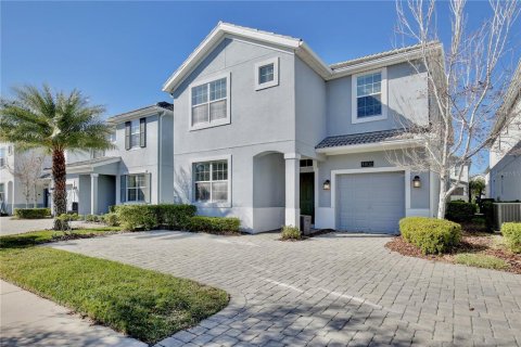House in STOREY LAKE in Kissimmee, Florida 6 bedrooms, 305.74 sq.m. № 1873358 - photo 2