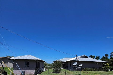 Commercial property in Arcadia, Florida 224.45 sq.m. № 2222674 - photo 3