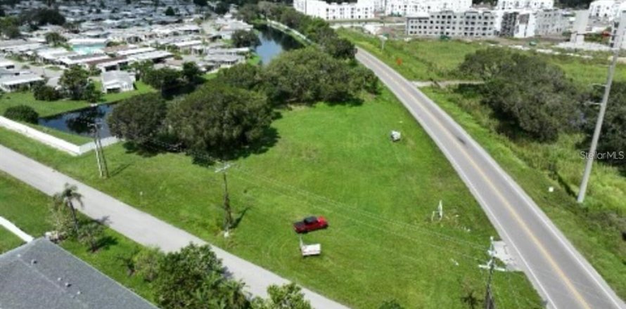 Land in Bradenton, Florida № 1870200