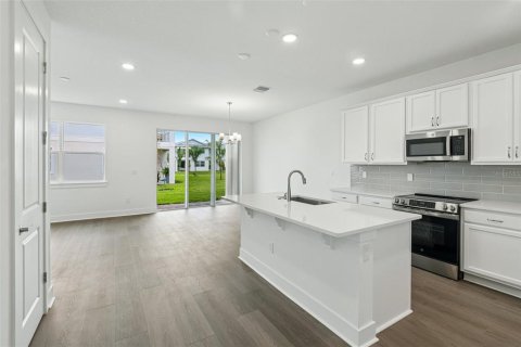 Townhouse in Wesley Chapel, Florida 3 bedrooms, 162.39 sq.m. № 2138307 - photo 2