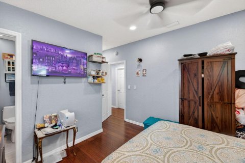 House in Fort Lauderdale, Florida 3 bedrooms, 152.64 sq.m. № 2242257 - photo 23