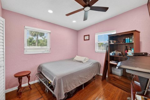 House in Fort Lauderdale, Florida 3 bedrooms, 152.64 sq.m. № 2242257 - photo 25