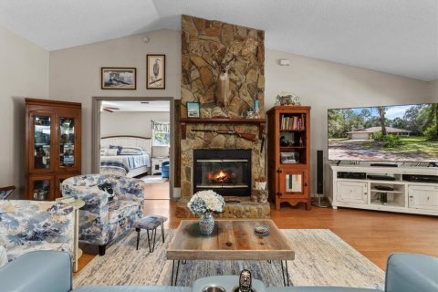 House in Lake Panasoffkee, Florida 3 bedrooms, 158.03 sq.m. № 1837405 - photo 8
