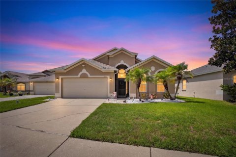 Casa en Riverview, Florida 4 dormitorios, 193.24 m2 № 2120243
