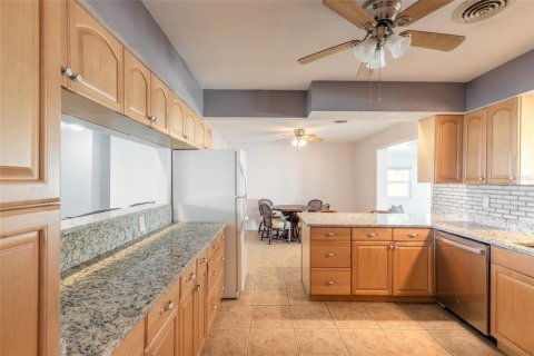 Casa en venta en Ormond Beach, Florida, 3 dormitorios, 271.18 m2 № 2431808 - foto 29