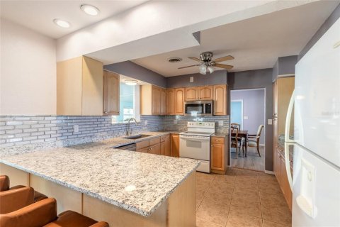 Casa en venta en Ormond Beach, Florida, 3 dormitorios, 271.18 m2 № 2431808 - foto 30