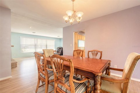Casa en venta en Ormond Beach, Florida, 3 dormitorios, 271.18 m2 № 2431808 - foto 6