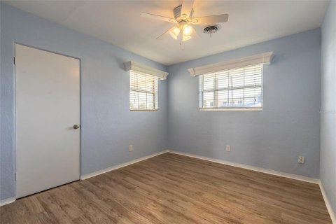 Casa en venta en Ormond Beach, Florida, 3 dormitorios, 271.18 m2 № 2431808 - foto 17