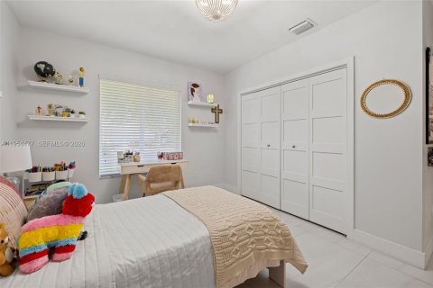 Купить виллу или дом в Майами, Флорида 4 спальни, 244.7м2, № 2011988 - фото 27