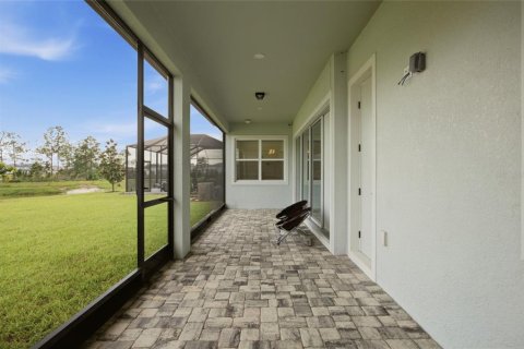 Villa ou maison à vendre à Zephyrhills, Floride: 5 chambres, 396.88 m2 № 2216497 - photo 22
