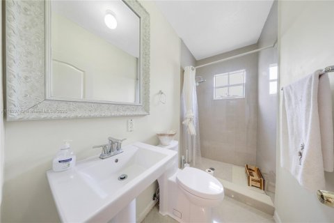 Купить виллу или дом в Майами, Флорида 7 спален, 540.41м2, № 1955884 - фото 27