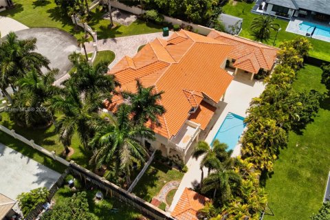 Купить виллу или дом в Майами, Флорида 7 спален, 540.41м2, № 1955884 - фото 1