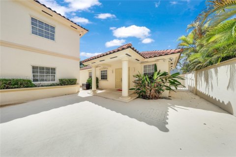 Купить виллу или дом в Майами, Флорида 7 спален, 540.41м2, № 1955884 - фото 19