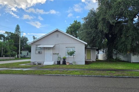 Duplex in Tampa, Florida 2 bedrooms, 109.35 sq.m. № 2355817