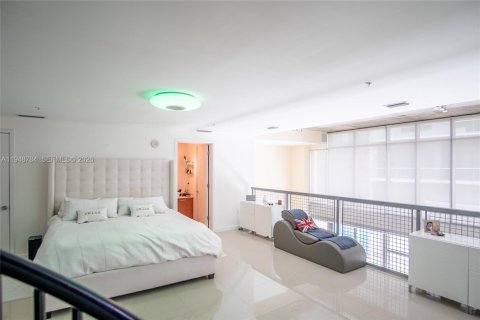 Condo in Miami, Florida, 1 bedroom № 2152998 - photo 11