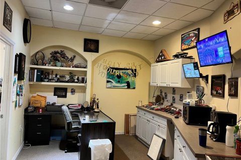 Commercial property in Hernando, Florida 274.99 sq.m. № 1916342 - photo 5