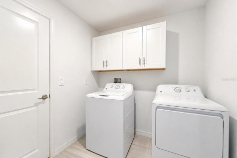 Casa en alquiler en Riverview, Florida, 4 dormitorios, 179.86 m2 № 2284777 - foto 19