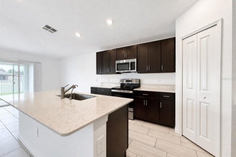 Casa en alquiler en Riverview, Florida, 4 dormitorios, 179.86 m2 № 2284777 - foto 16