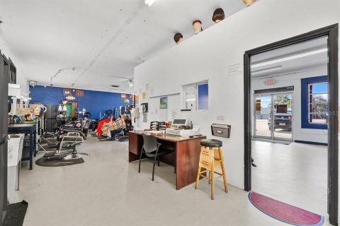 Купить коммерческую недвижимость в Лейкленд, Флорида 222.97м2, № 1724936 - фото 28