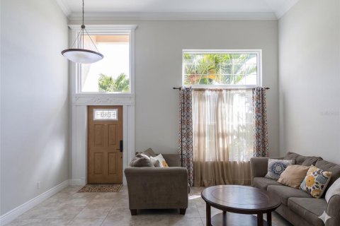 House in Wellington, Florida 4 bedrooms, 221.57 sq.m. № 2114568 - photo 11