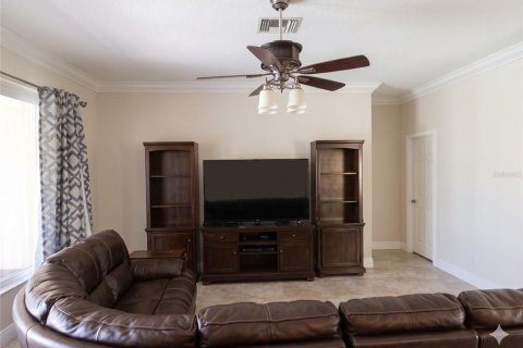 House in Wellington, Florida 4 bedrooms, 221.57 sq.m. № 2114568 - photo 9