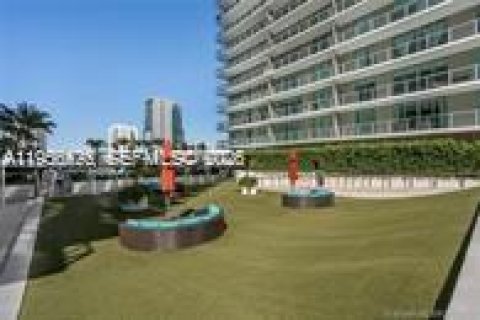 Condominio en venta en Miami, Florida, 2 dormitorios, 94.02 m2 № 2010633 - foto 7