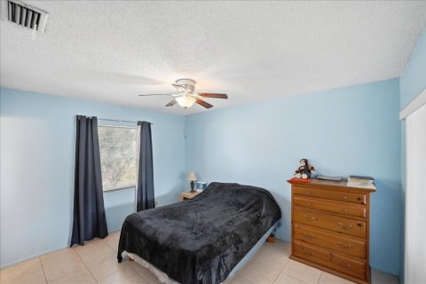 House in Port St. Lucie, Florida 2 bedrooms, 83.61 sq.m. № 2083540 - photo 10