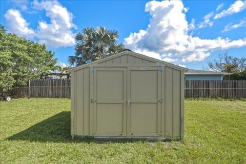 House in Port St. Lucie, Florida 2 bedrooms, 83.61 sq.m. № 2083540 - photo 20