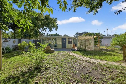 House in Port Richey, Florida 3 bedrooms, 116.69 sq.m. № 1884465 - photo 26