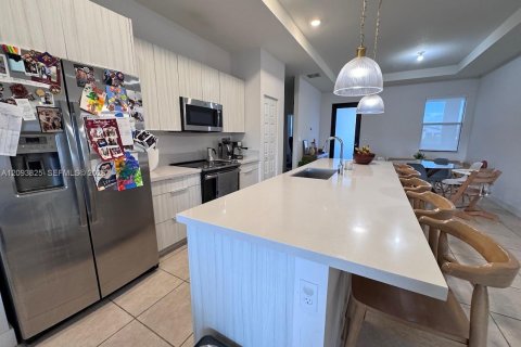 Condo in Doral, Florida, 3 bedrooms № 2382464 - photo 6