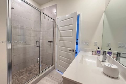 Condo in Doral, Florida, 3 bedrooms № 2382464 - photo 23