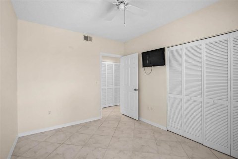 Condominio en venta en Bradenton, Florida, 2 dormitorios, 125.33 m2 № 2116361 - foto 11