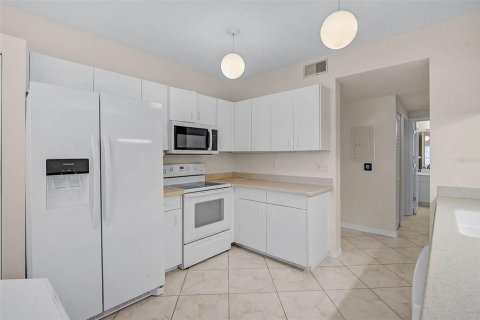 Condominio en venta en Bradenton, Florida, 2 dormitorios, 125.33 m2 № 2116361 - foto 17