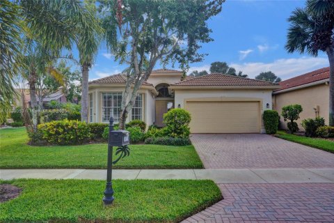 House in Delray Beach, Florida 4 bedrooms, 216 sq.m. № 1830717 - photo 3