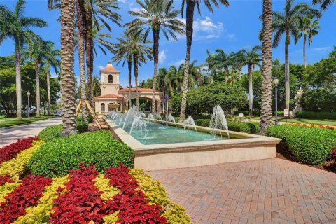 House in Delray Beach, Florida 4 bedrooms, 216 sq.m. № 1830717 - photo 2
