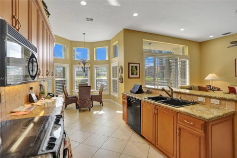 House in Delray Beach, Florida 4 bedrooms, 216 sq.m. № 1830717 - photo 16