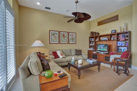 House in Delray Beach, Florida 4 bedrooms, 216 sq.m. № 1830717 - photo 21