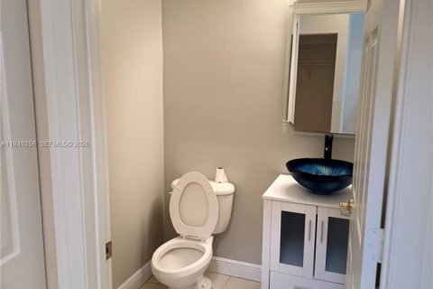 Villa ou maison à vendre à Miramar, Floride: 3 chambres № 2004259 - photo 16