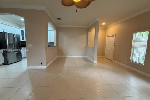 Villa ou maison à vendre à Miramar, Floride: 3 chambres № 2004259 - photo 6