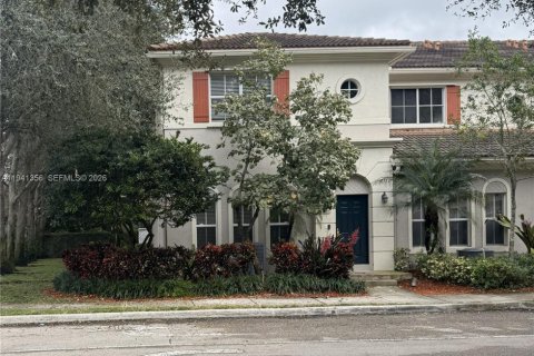 Villa ou maison à vendre à Miramar, Floride: 3 chambres № 2004259 - photo 2