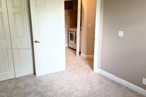 Villa ou maison à vendre à Miramar, Floride: 3 chambres № 2004259 - photo 30