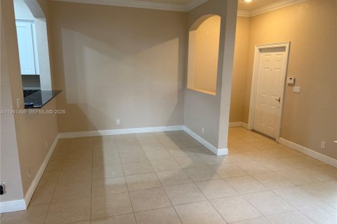 Villa ou maison à vendre à Miramar, Floride: 3 chambres № 2004259 - photo 7