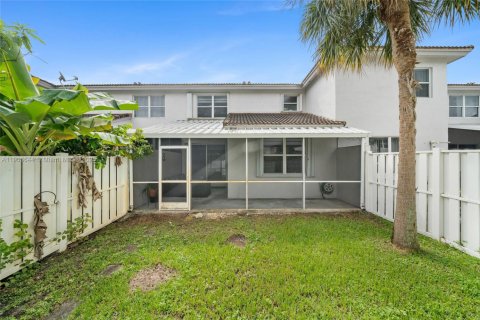 Touwnhouse à vendre à Pembroke Pines, Floride: 3 chambres, 142.05 m2 № 1955741 - photo 13