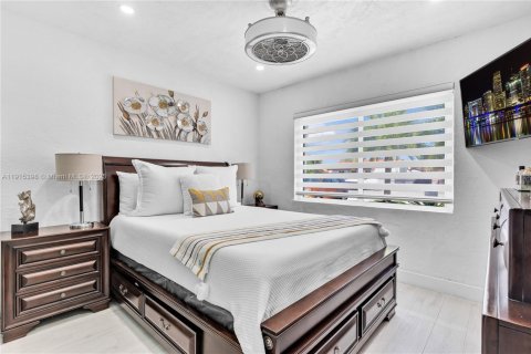 Villa ou maison à vendre à Miami, Floride: 3 chambres, 172.52 m2 № 1974863 - photo 20