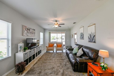 House in Hudson, Florida 3 bedrooms, 141.3 sq.m. № 2239066 - photo 5