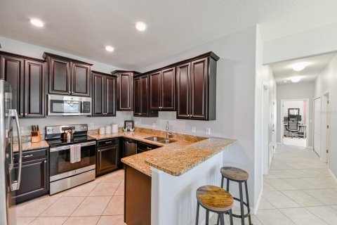 House in Hudson, Florida 3 bedrooms, 141.3 sq.m. № 2239066 - photo 8