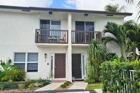 Touwnhouse à Deerfield Beach, Floride 2 chambres, 116.87 m2 № 2272330