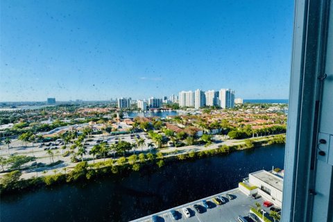 Condo in Aventura, Florida, 2 bedrooms  № 1892966 - photo 28