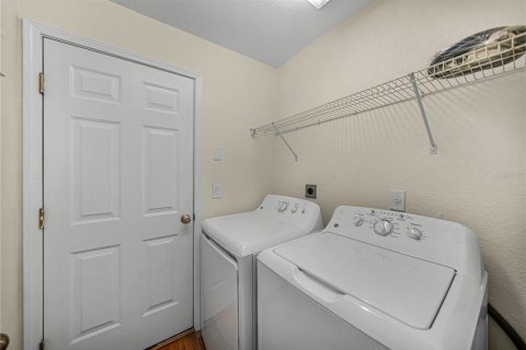 House in Riverview, Florida 3 bedrooms, 105.91 sq.m. № 2227988 - photo 26