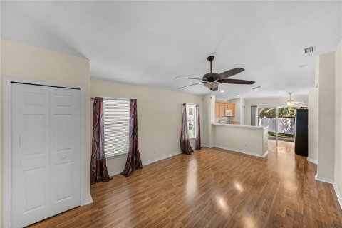 House in Riverview, Florida 3 bedrooms, 105.91 sq.m. № 2227988 - photo 6